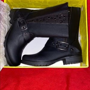 STYLE :RIKI S 😍 BOOTIES